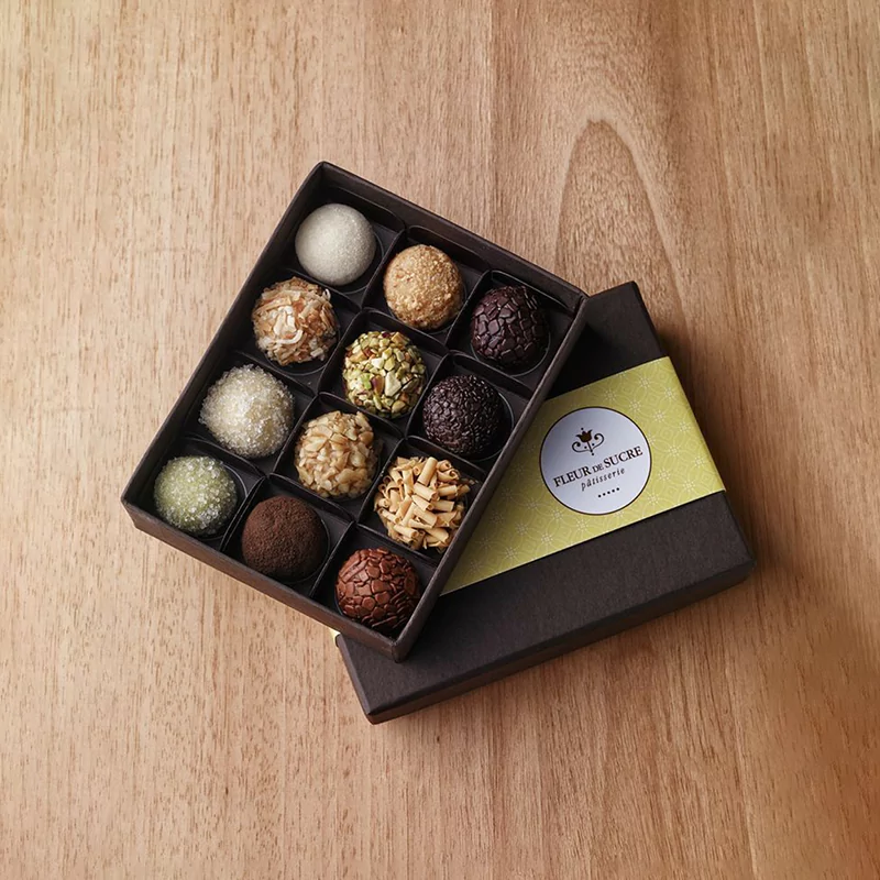 custom black truffle boxes